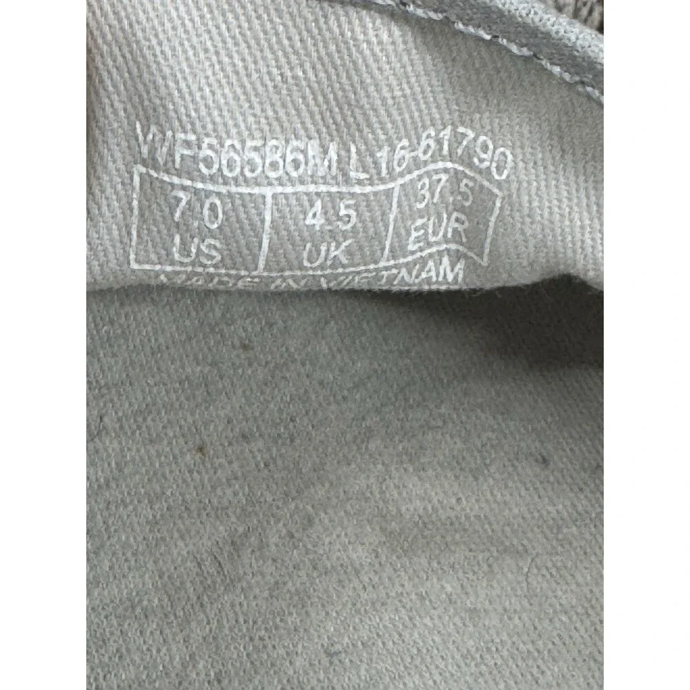 Keds welcome moda
